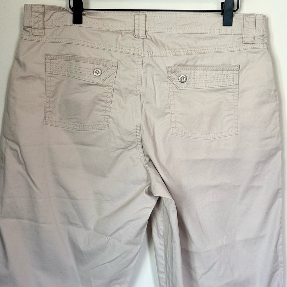 NWT Gloria Vanderbilt Katniss Utility Crop Shorts - Size 12 - Picture 6 of 7